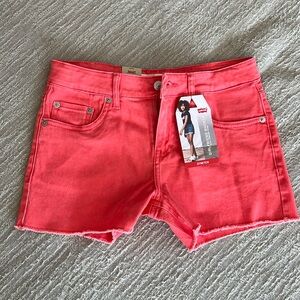 Brand new girls Levi shorts
